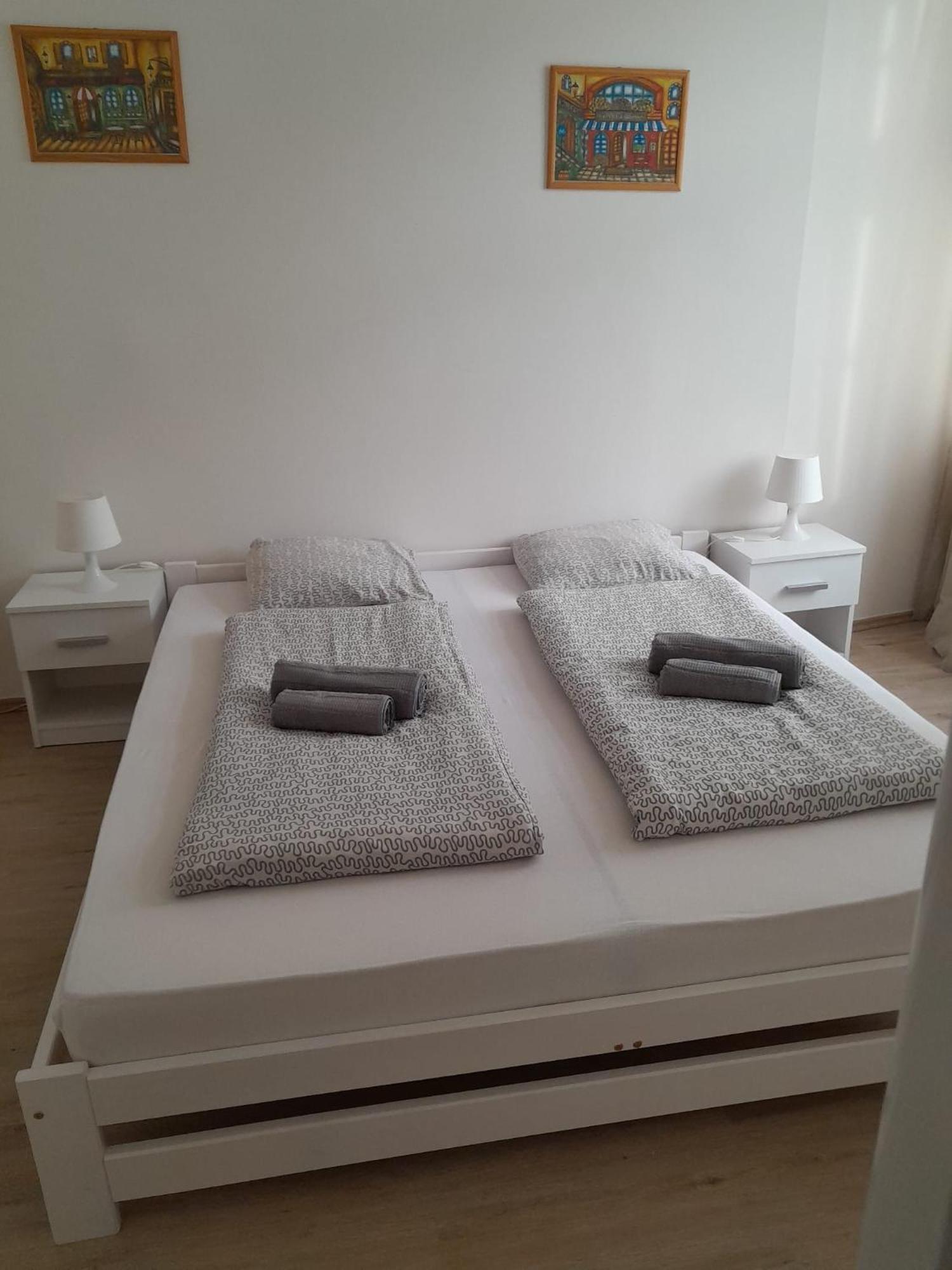 Lubert Apartmany S.R.O 布拉格 外观 照片