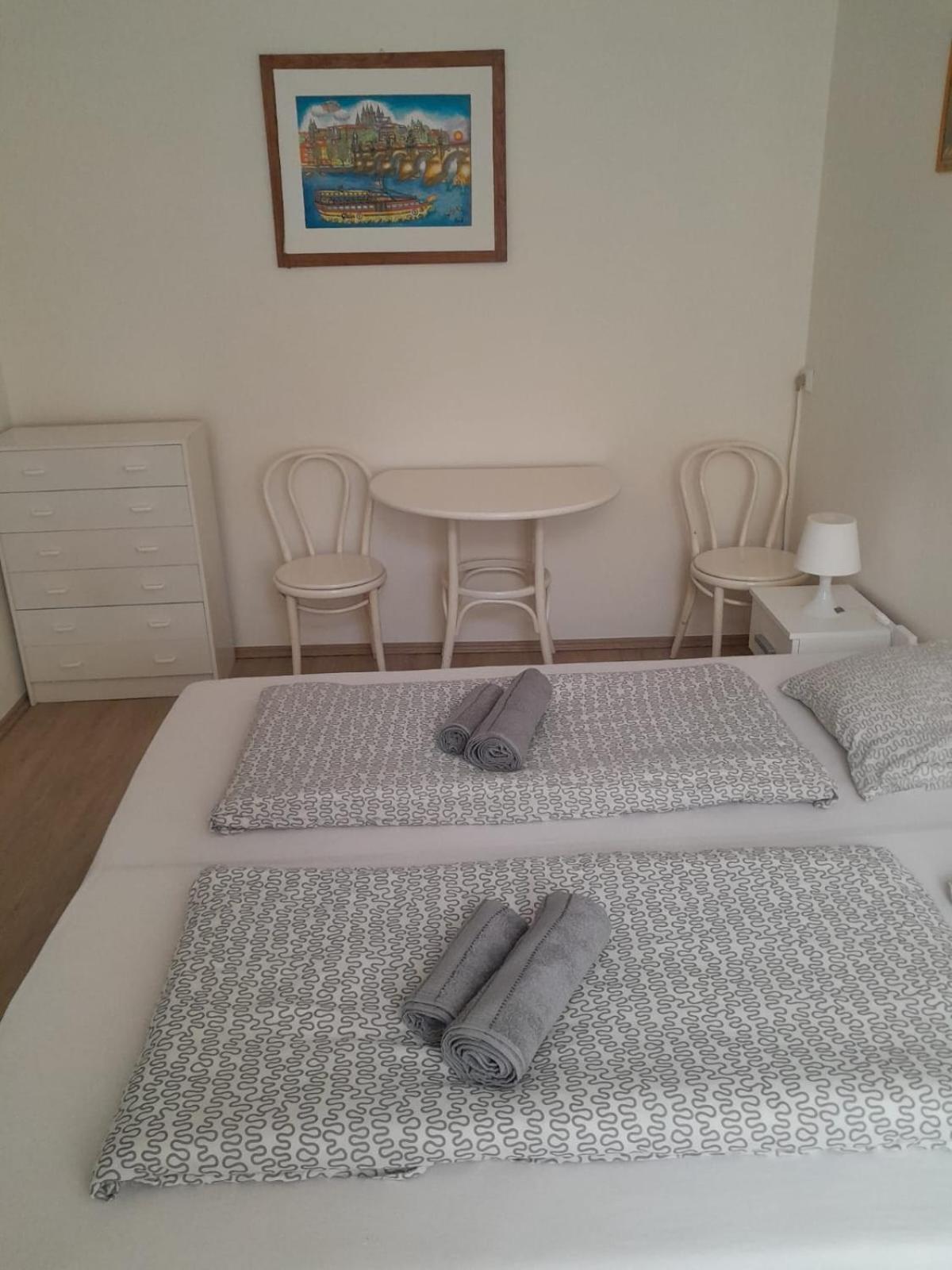 Lubert Apartmany S.R.O 布拉格 外观 照片