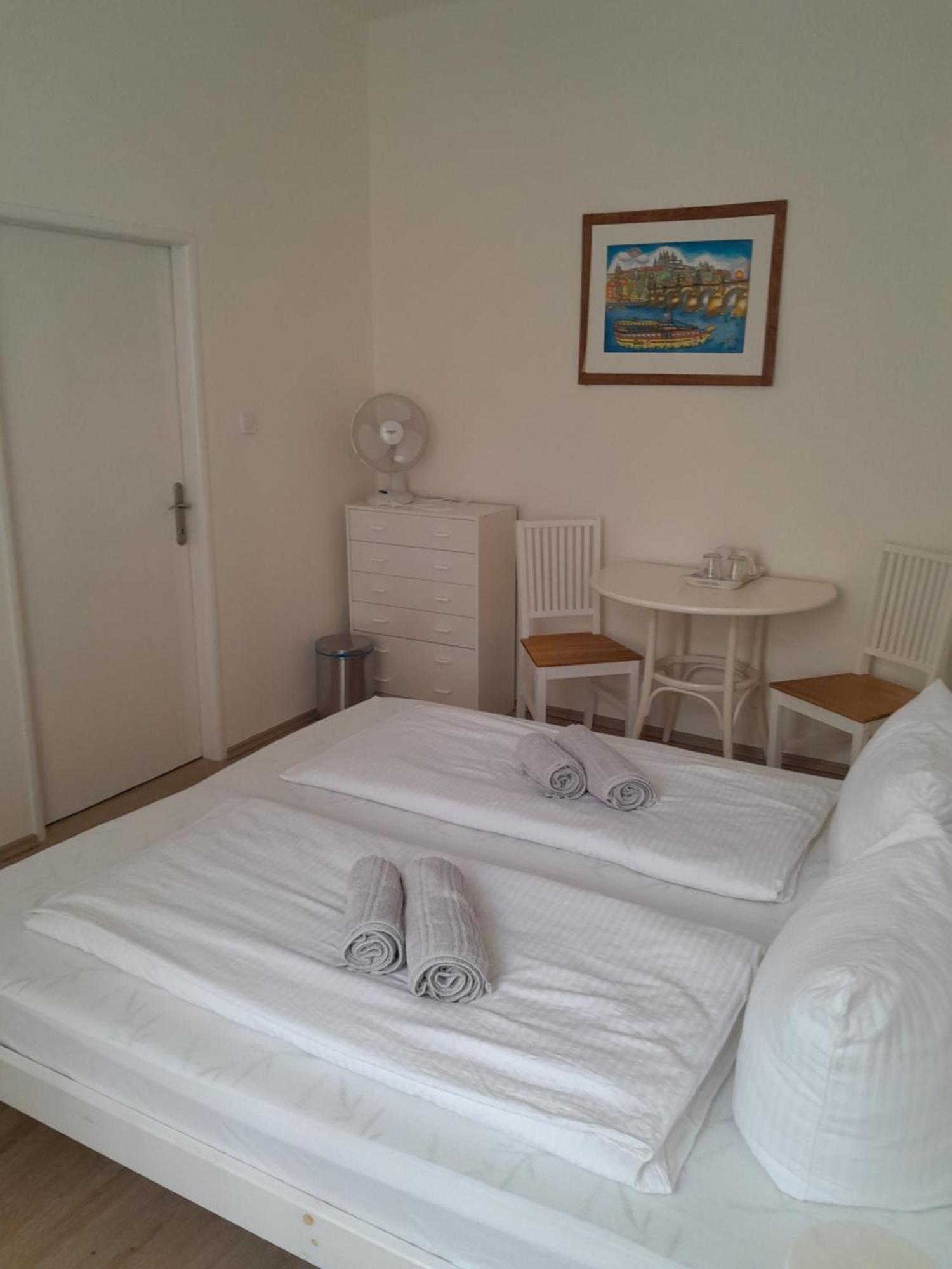 Lubert Apartmany S.R.O 布拉格 外观 照片