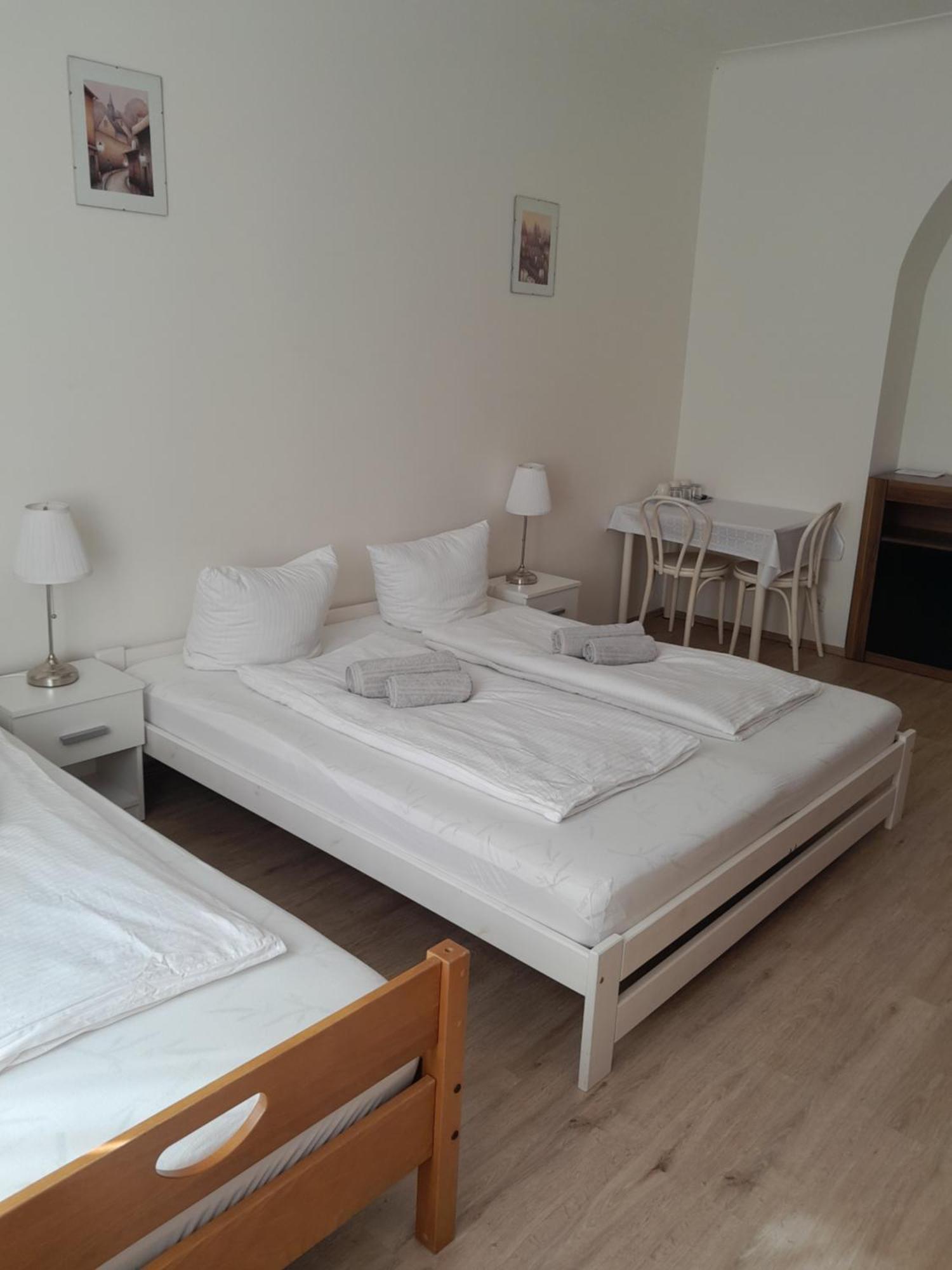 Lubert Apartmany S.R.O 布拉格 外观 照片