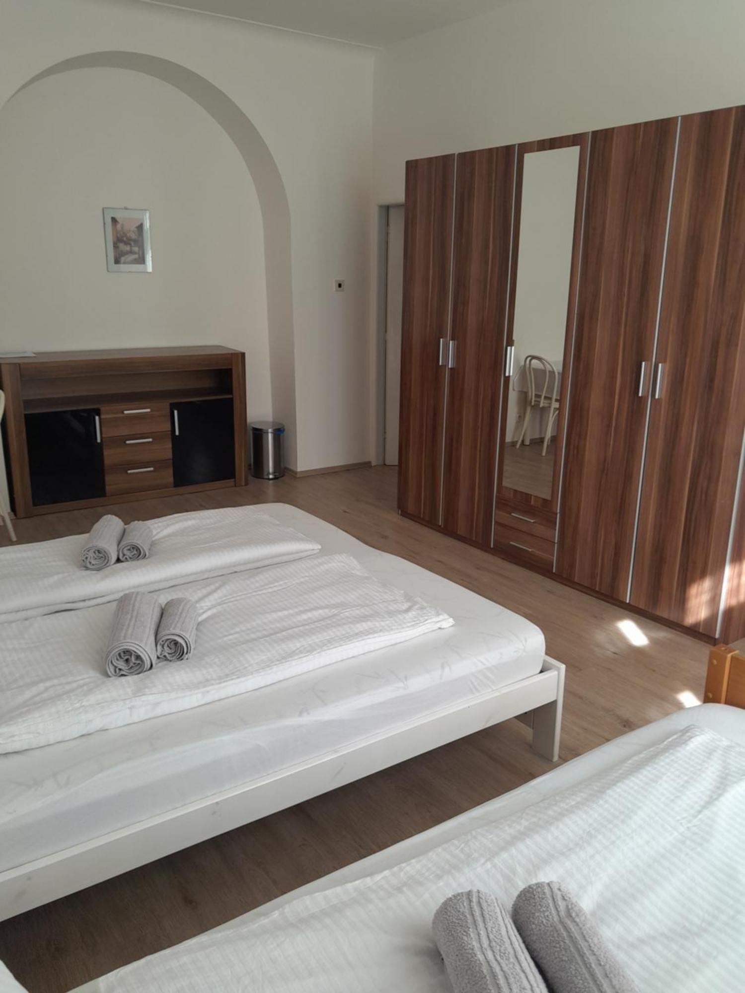 Lubert Apartmany S.R.O 布拉格 外观 照片
